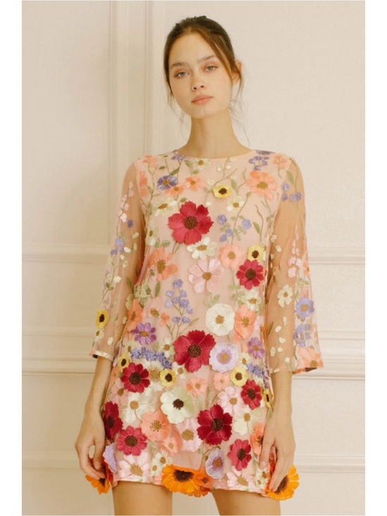 Storia Dresses & Skirts - NWT Storia 3D-Large Multi-Color Flowers Shift Dress
